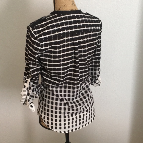 Calvin Klein geometric illusion dress shirt - Picture 2 of 3